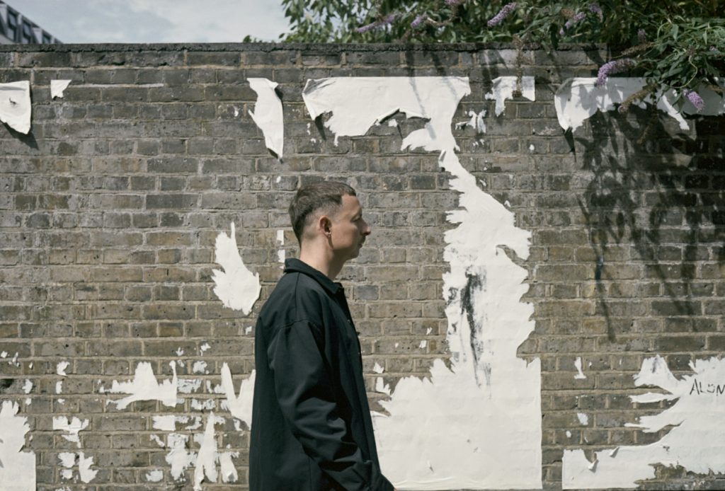 JAMESHURR_Press_2407_HighResScan_RAW_06_23_DK_WEB